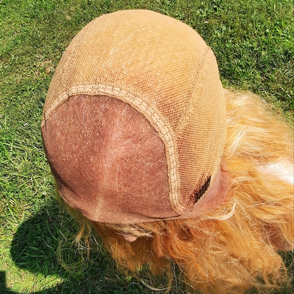 28 inches Full Lace HUMAN HAIR BLEND - Picture 5 of 8